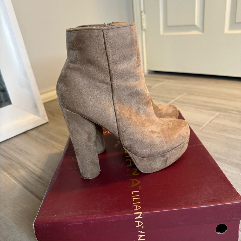 Fall toupee chunky platform ankle boots